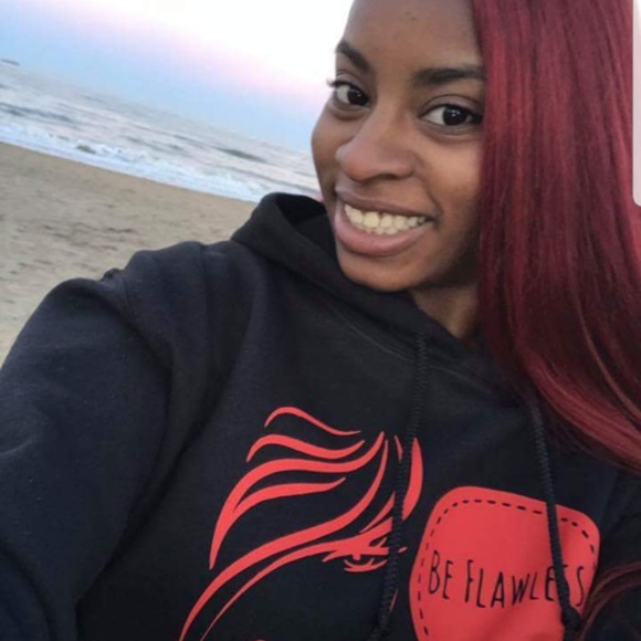 Beflawless Hoodie - Picture 2 of 2